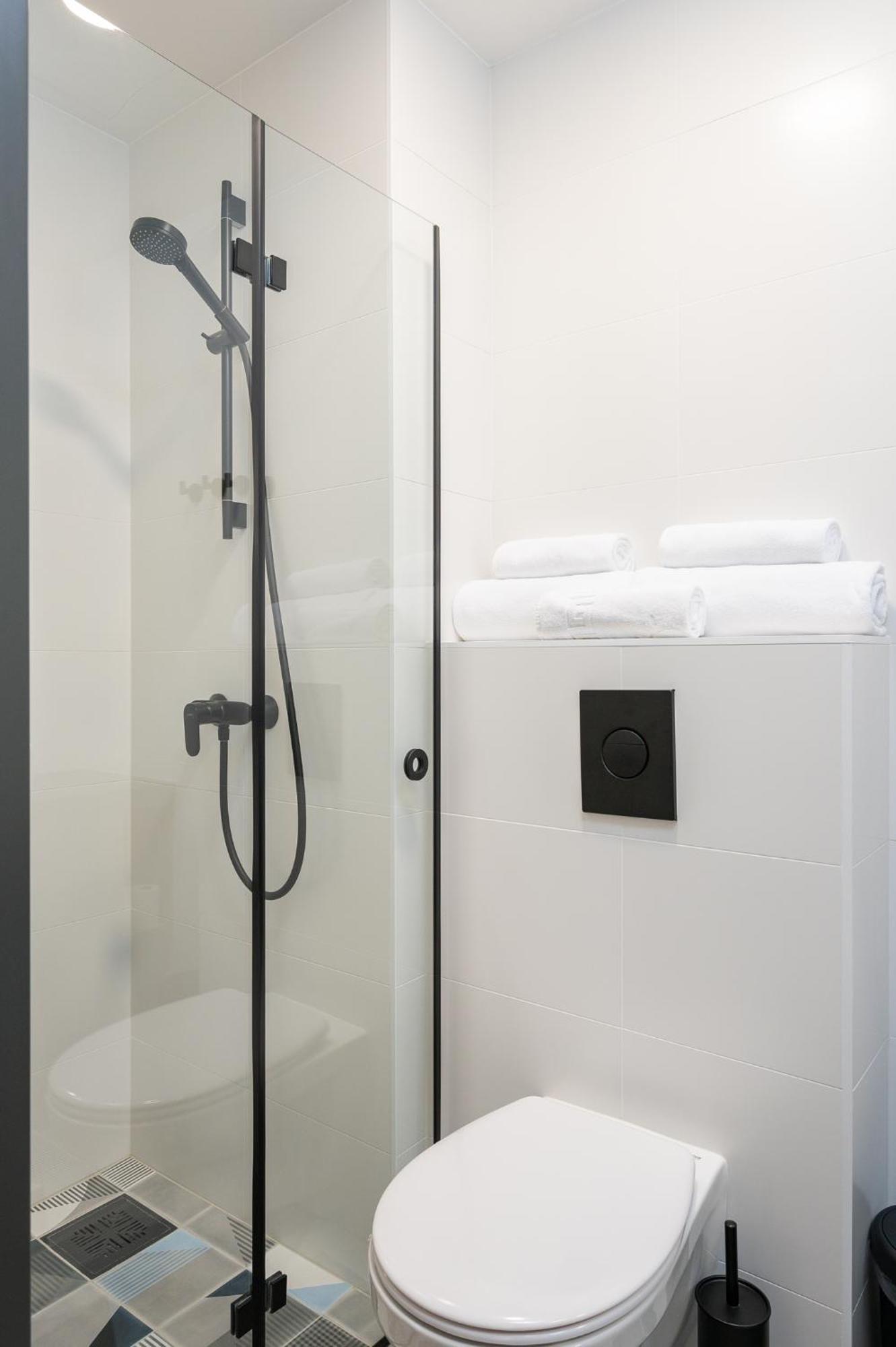 Rare Apartments - Self Check-In Miniapartments ตาร์ตู ภายนอก รูปภาพ