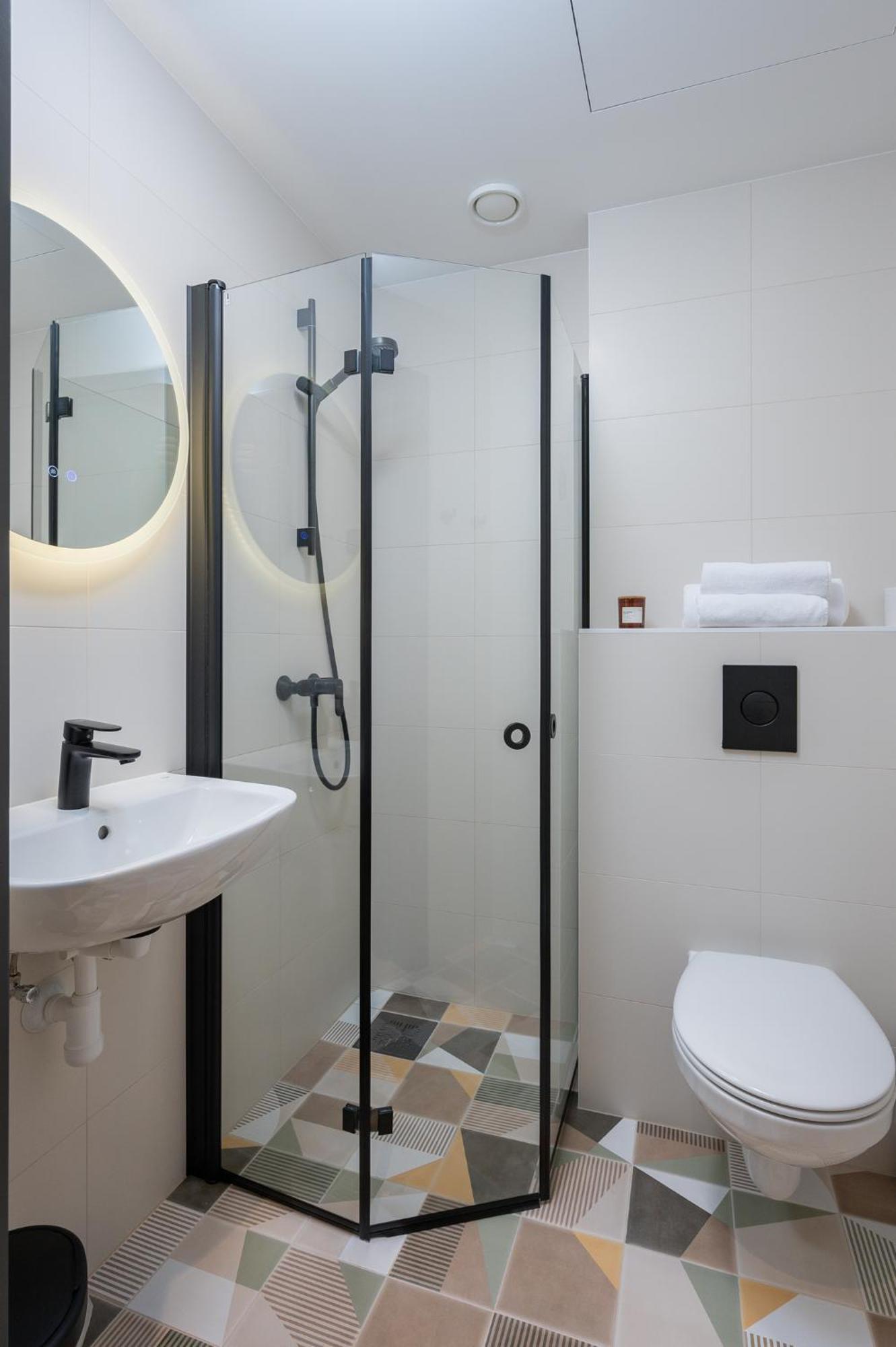 Rare Apartments - Self Check-In Miniapartments ตาร์ตู ภายนอก รูปภาพ