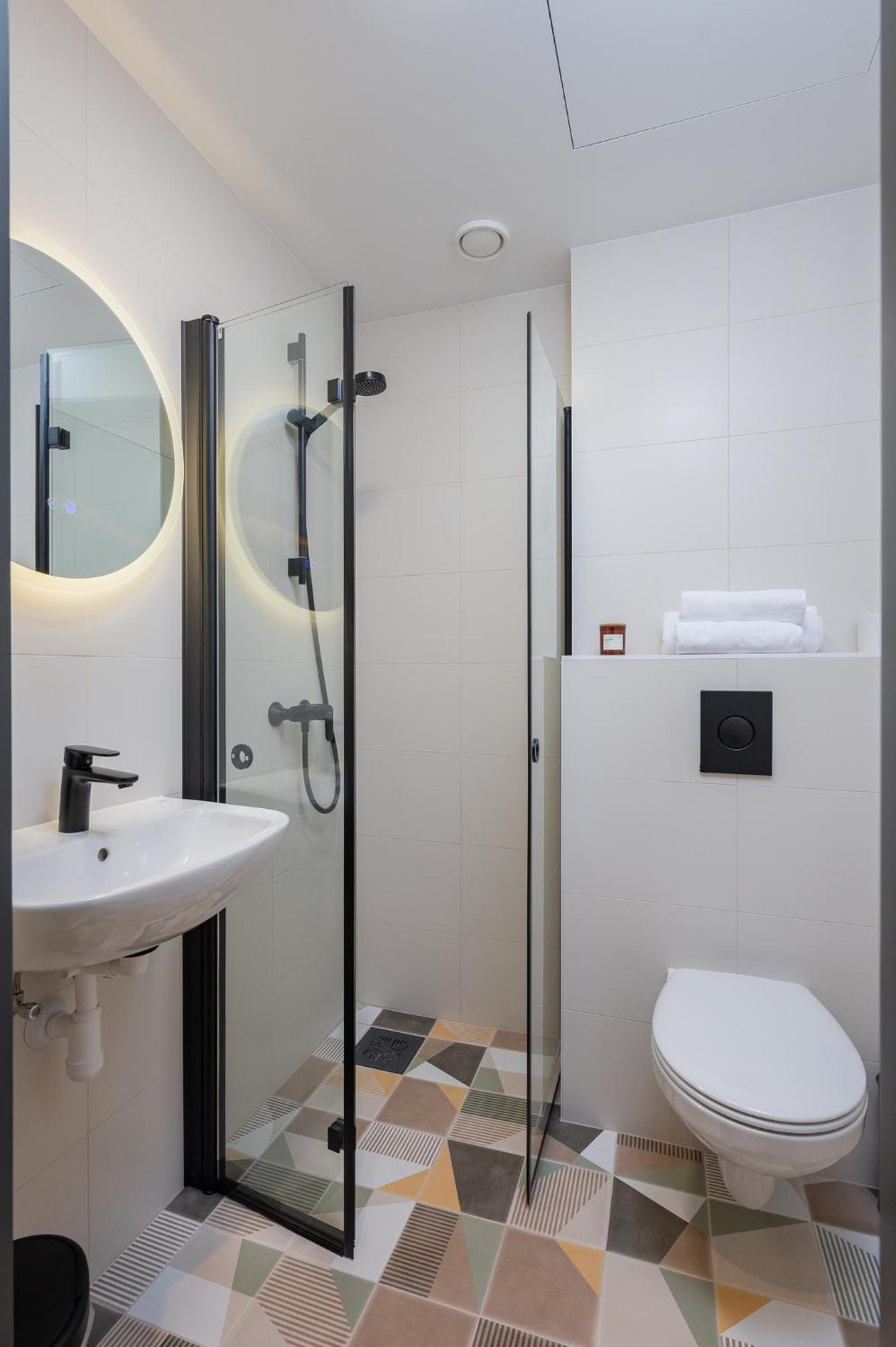 Rare Apartments - Self Check-In Miniapartments ตาร์ตู ภายนอก รูปภาพ